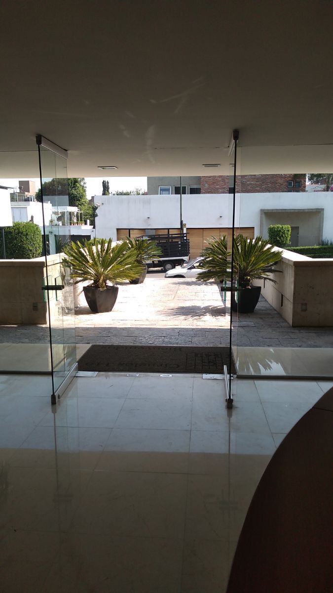 Oficina en renta piso completo en Bosque de Ciruelos, Bosques de las Lomas