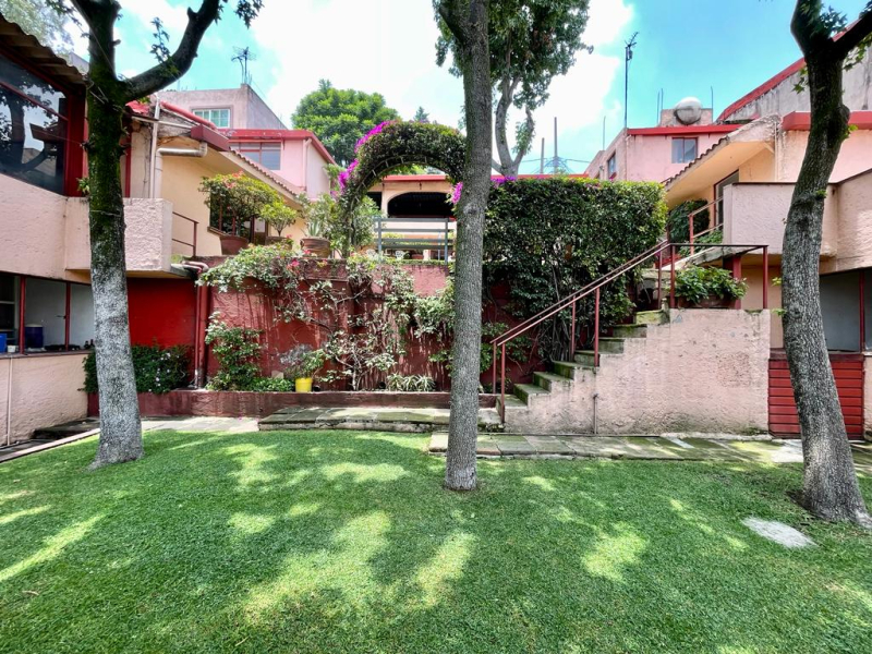Casa con gran potencial en venta �?? Lomas de Tecamachalco