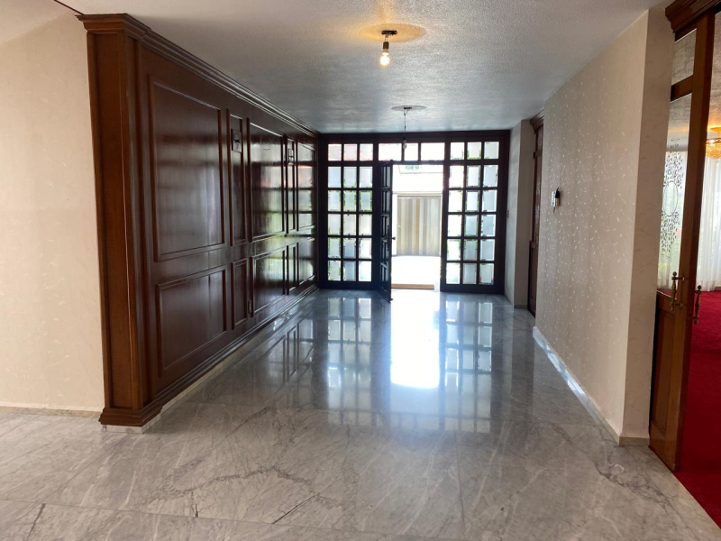 VENTA CASA EN SATELITE 2 TERRENOS 