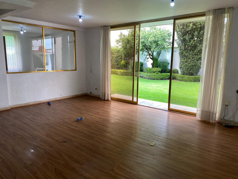 VENTA CASA EN SATELITE 2 TERRENOS 