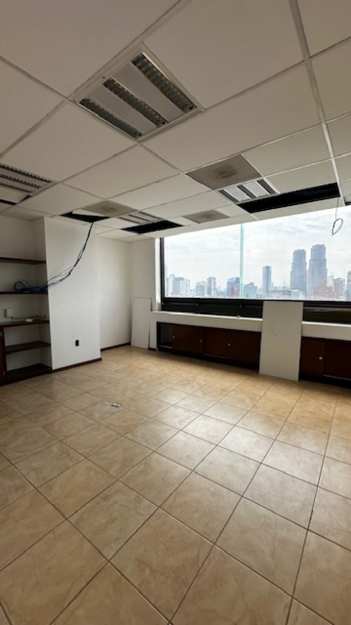 Polanco, Homero, Oficinas Adaptadas Renta $90,000MN