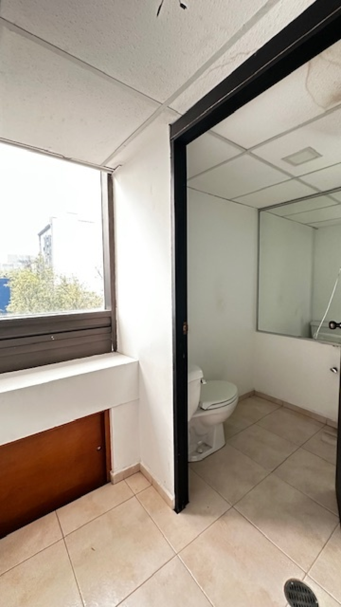 Polanco, Homero. Oficinas De 135m2 En Renta $39,150MN