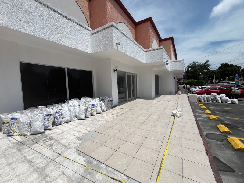 Local Comercial En Renta En Fraccionamiento Jardines Del Country