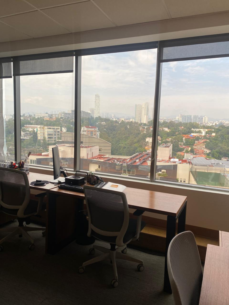 Oficinas De Lujo Con Excelente Ubicación En Lomas Altas