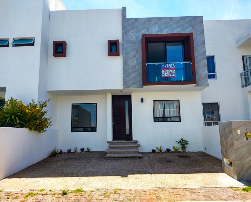 Casa En Venta En Residencial El Refugio