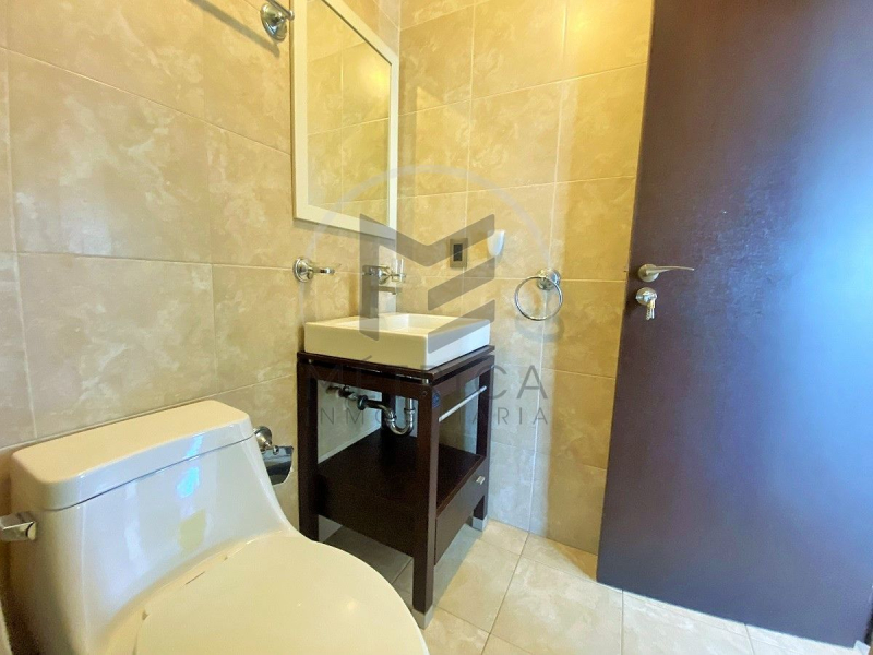departamento en venta en col. san rafael con vigilancia y cajón independiente: