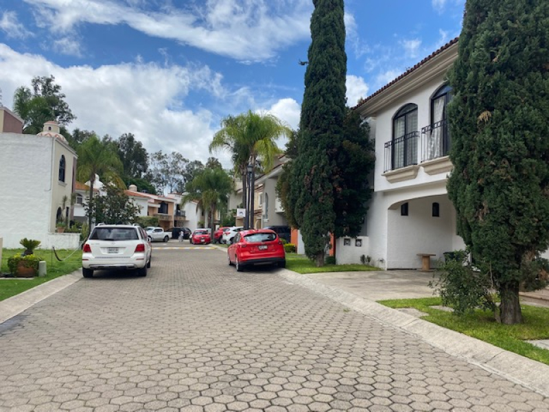 Casa En Condominio En Venta En Virreyes Residencial