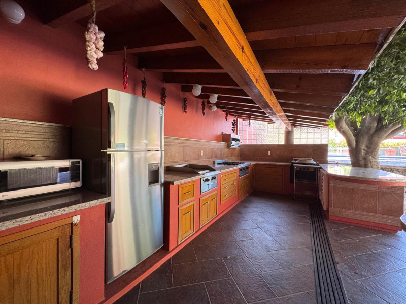 Gran oportunidad venta de propiedad con 4 casas en Tequisquiapan