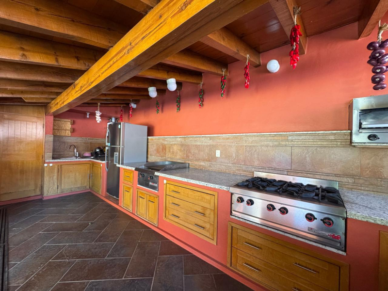 Gran oportunidad venta de propiedad con 4 casas en Tequisquiapan