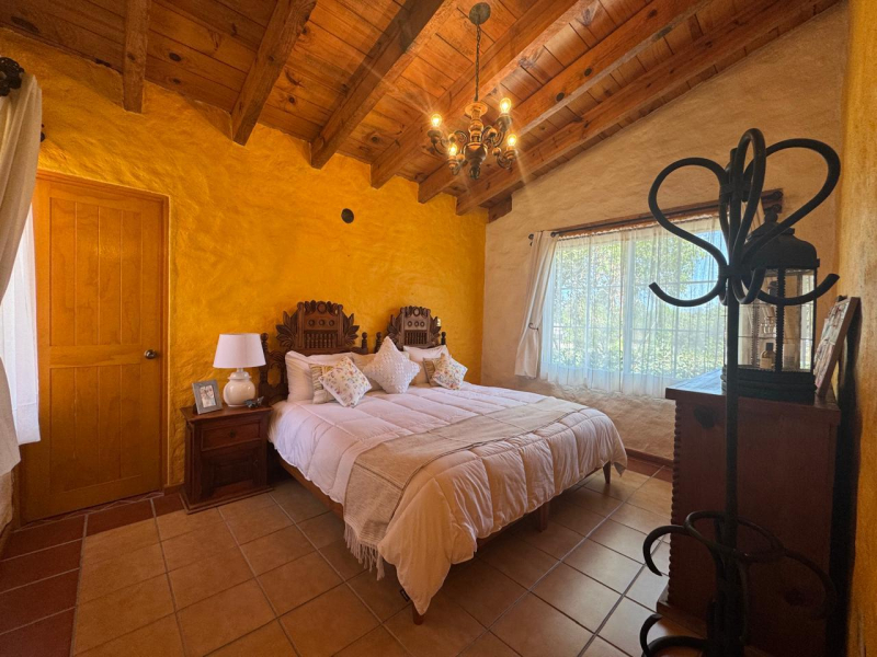Gran oportunidad venta de propiedad con 4 casas en Tequisquiapan