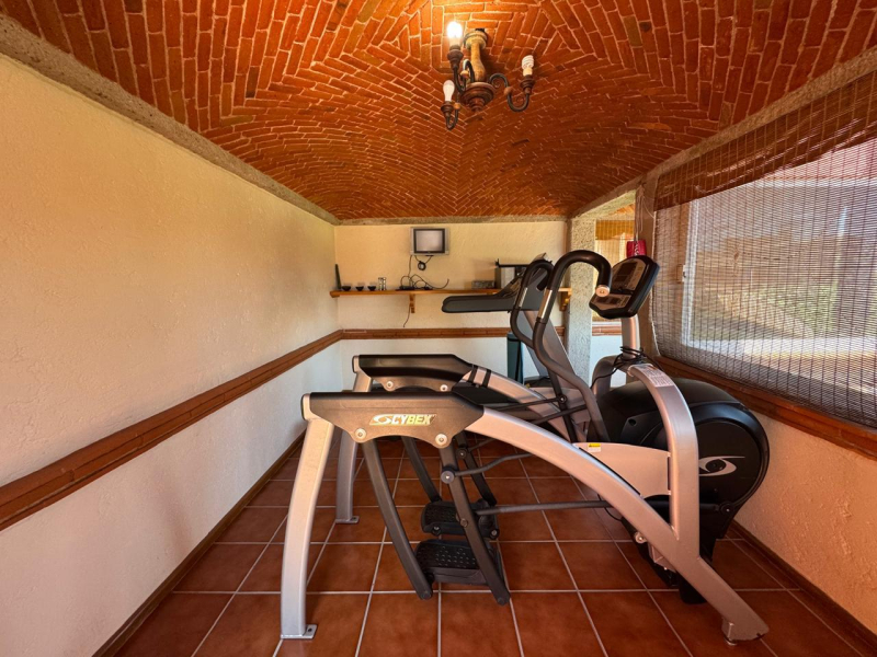 Gran oportunidad venta de propiedad con 4 casas en Tequisquiapan
