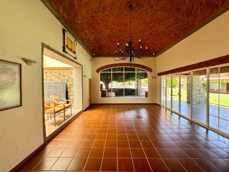 Gran oportunidad venta de propiedad con 4 casas en Tequisquiapan