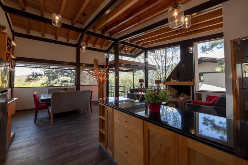 Casa En Venta, En Valle De Bravo