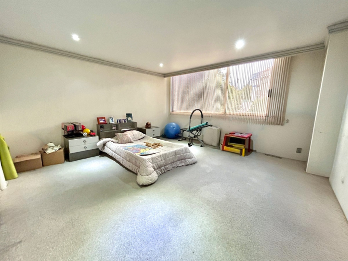 Departamento Con Terraza En Venta En Lomas De Chapultepec .