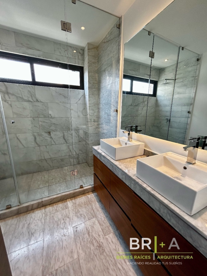 Renta De PH Con Terraza En Polanco