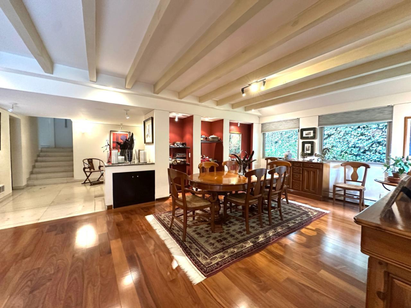 Exclusiva Residencia en Castorena �?? Confort, Estilo y Seguridad en un Solo Lugar