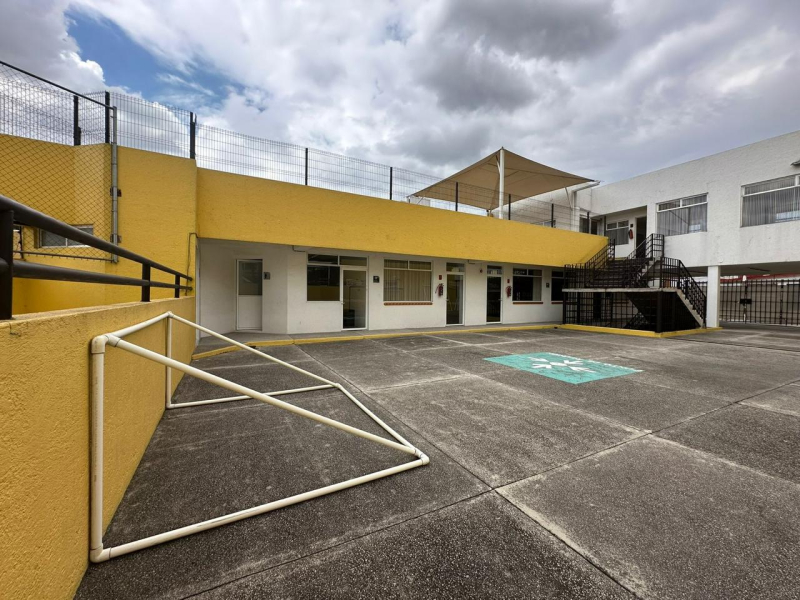 Propiedad de Alta Plusvalía con Uso Mixto: Habitacional y Comercial - Jardines de Bellavista