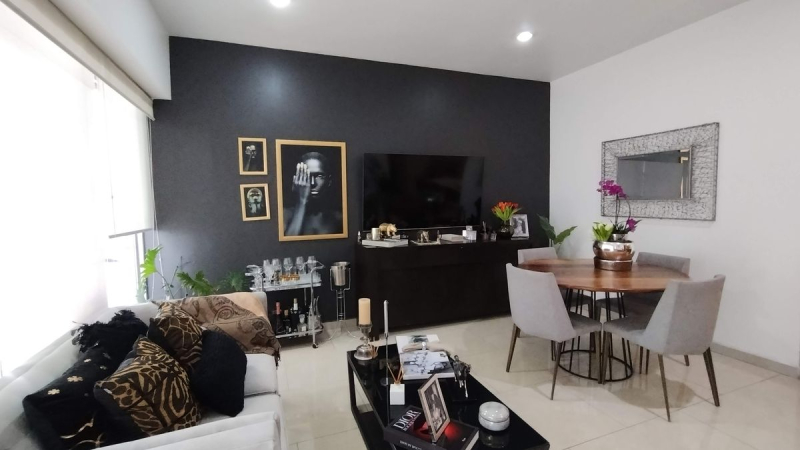 Venta Departamento En Grand Tower Del Valle, Piso 13