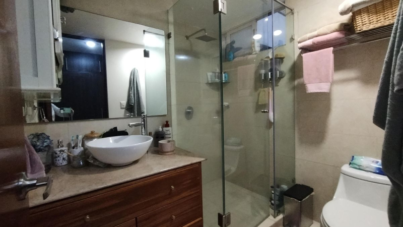 Venta Departamento En Grand Tower Del Valle, Piso 13