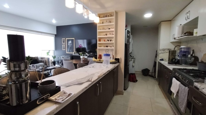 Venta Departamento En Grand Tower Del Valle, Piso 13