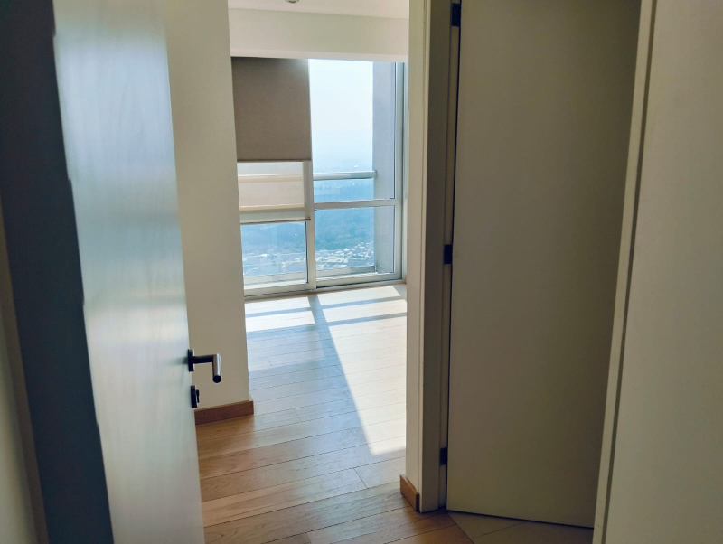 Amplio e iluminado departamento Renta Torre de  Potrero