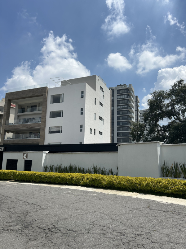 Departamento en Renta en Lomas Country Club
