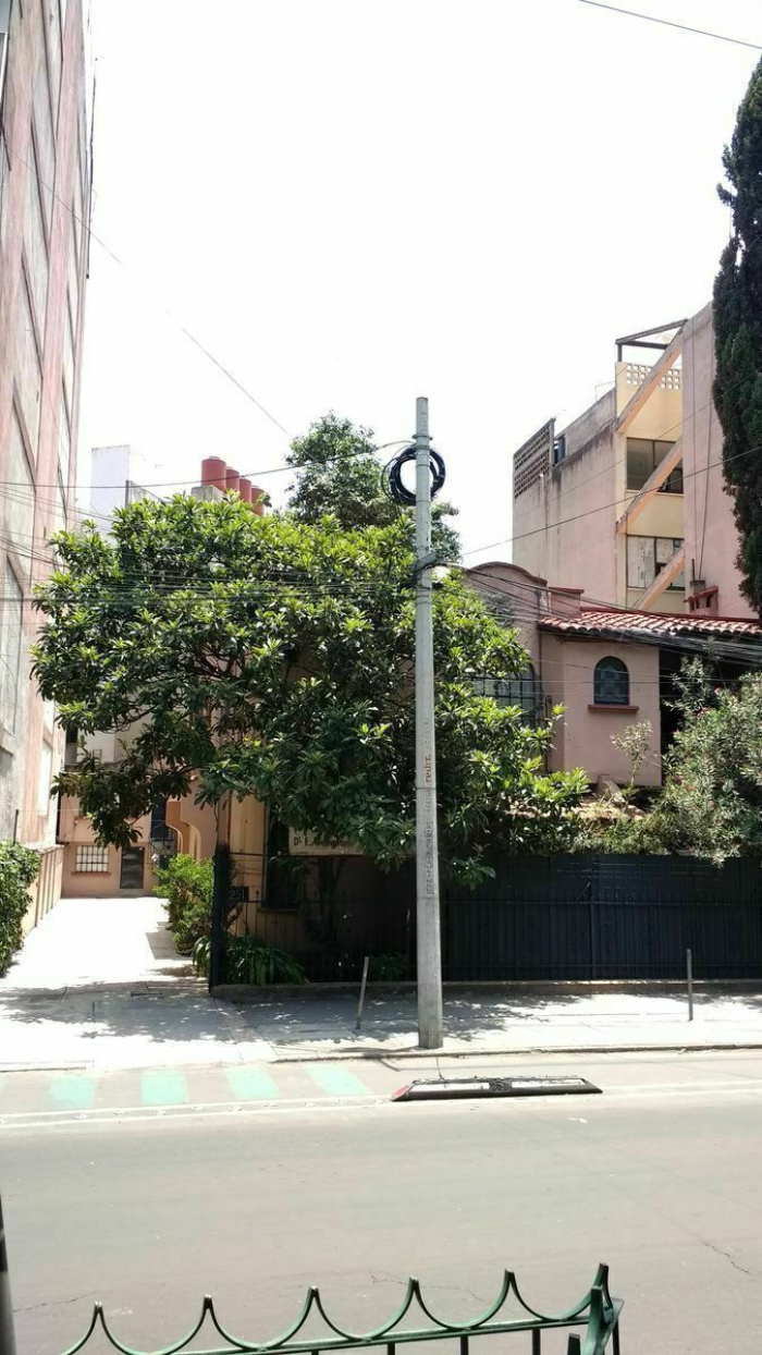 Casa  en  venta en la calle de Nuevo León