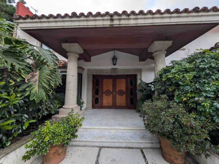 Casa en venta  Vista Hermosa, Loma de las Flores