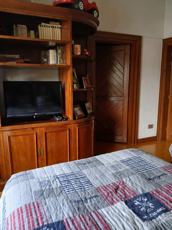 Casa en Venta en Lomas de Vista Hermosa calle cerrada con vigilancia