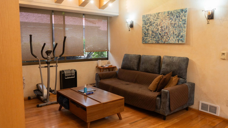 CASA  EN  RENTA  en Condominio en Interlomas EN VALLE  DE  LAS  PALMAS