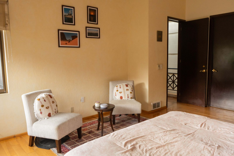 CASA  EN  RENTA  en Condominio en Interlomas EN VALLE  DE  LAS  PALMAS