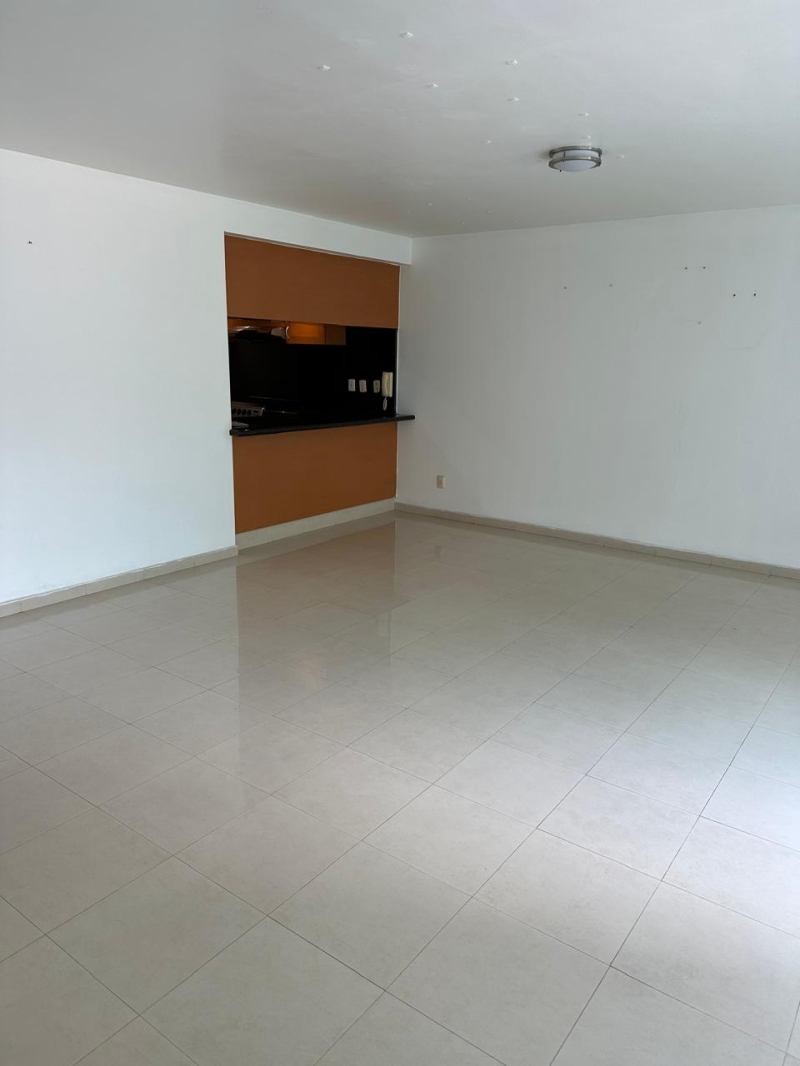Departamento En Renta En Lomas Altas