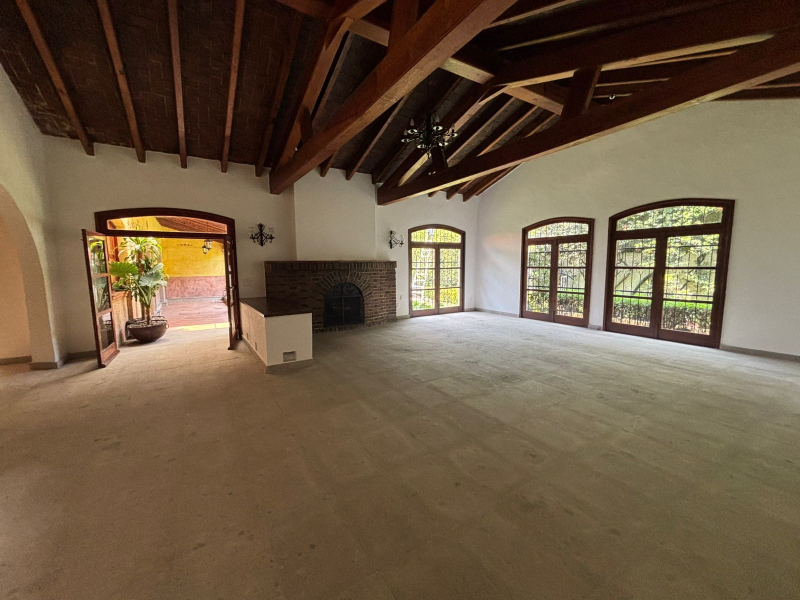 CASA EN RENTA, LOMAS DE CHAPULTEPEC 
