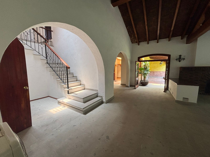 CASA EN RENTA, LOMAS DE CHAPULTEPEC 