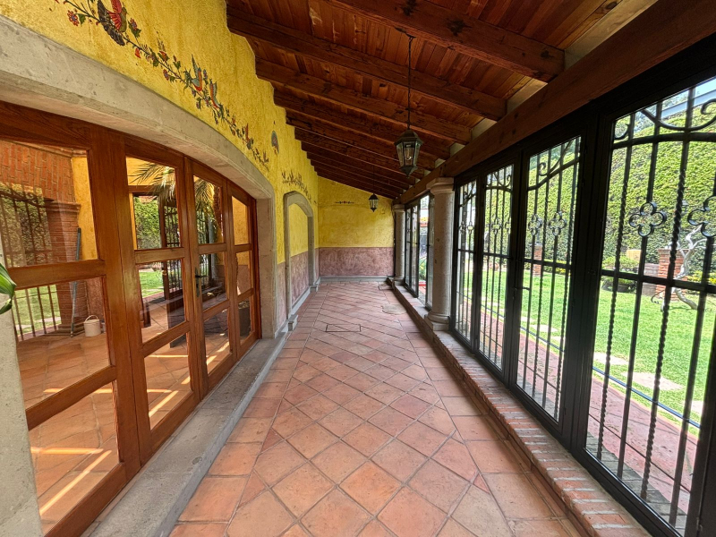 CASA EN RENTA, LOMAS DE CHAPULTEPEC 