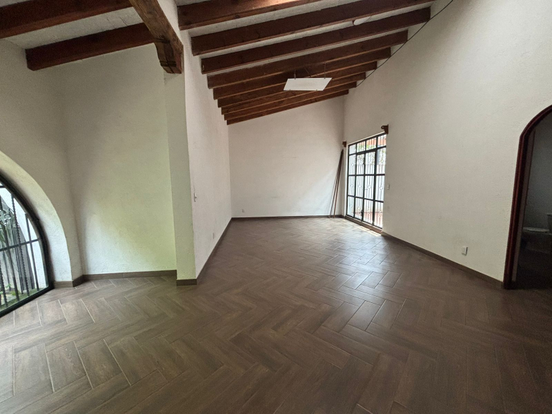 CASA EN RENTA, LOMAS DE CHAPULTEPEC 