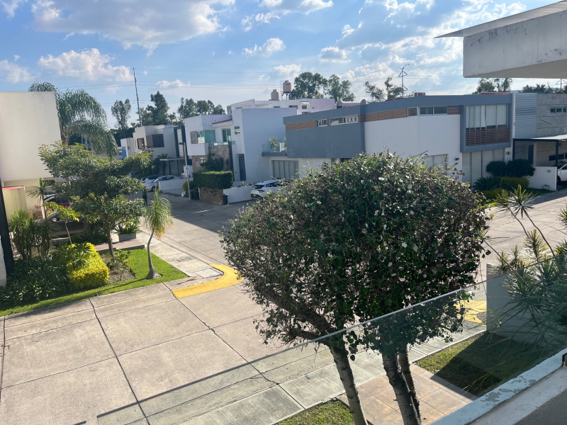 Casa En Venta Dentro De Coto En Naciones Unidas, Seguridad Y Privacidad Zapopan