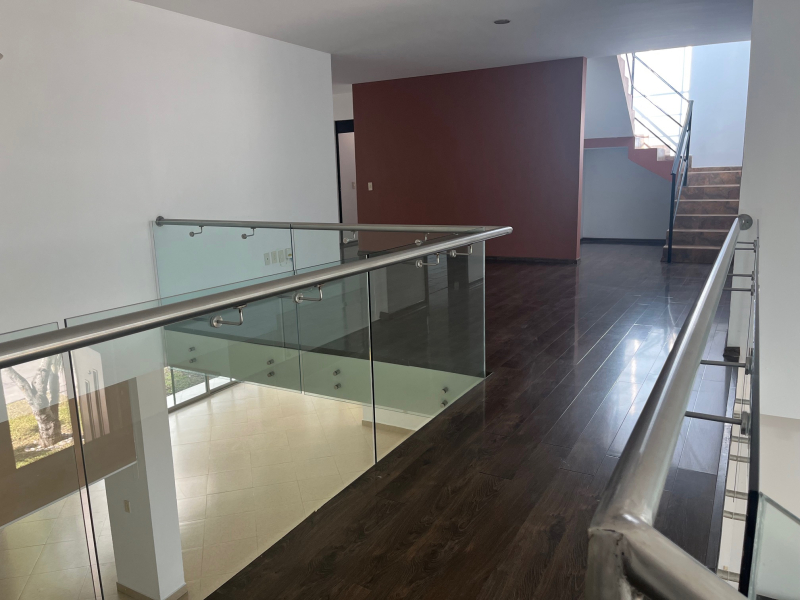 Casa En Venta Dentro De Coto En Naciones Unidas, Seguridad Y Privacidad Zapopan