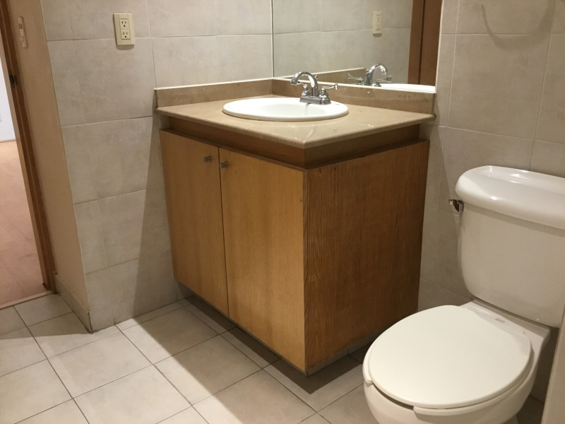 Departamento En Venta En Lomas Del Sol Con Balcón