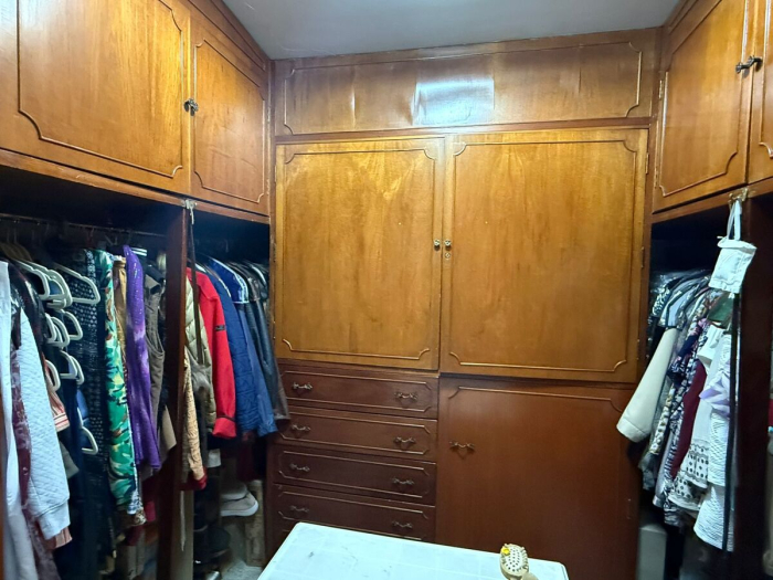 CASA VENTA en LOMAS HIPODROMO