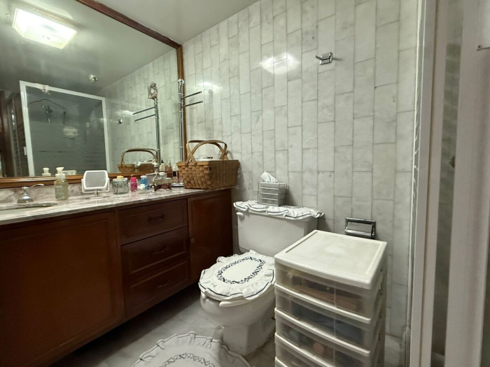 CASA VENTA en LOMAS HIPODROMO