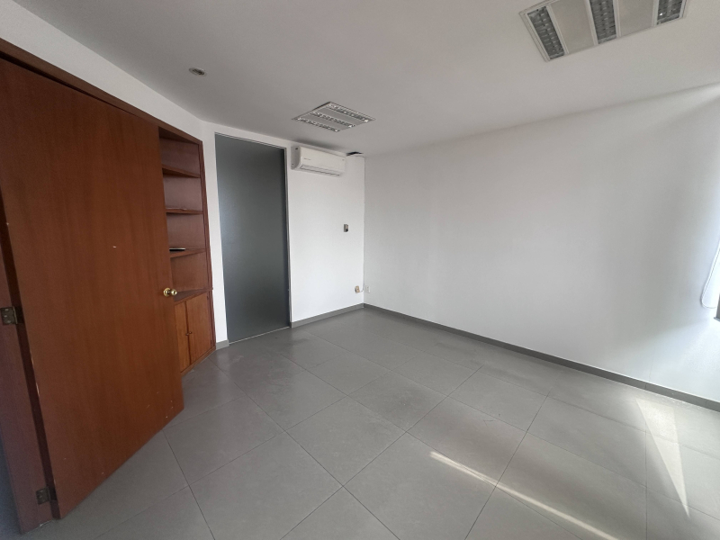 Oficina En Venta En Country Club