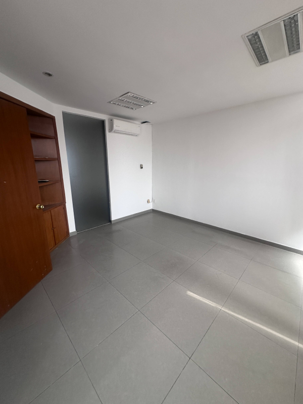 Oficina En Venta En Country Club