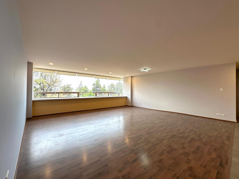 Departamento en venta con excelente ubicación en Bosque de Minas - Bosques de la Herradura