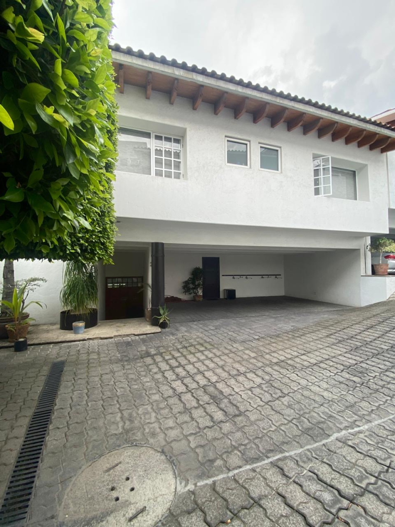 Casa En Condominio En Renta En Hacienda De Las Palmas