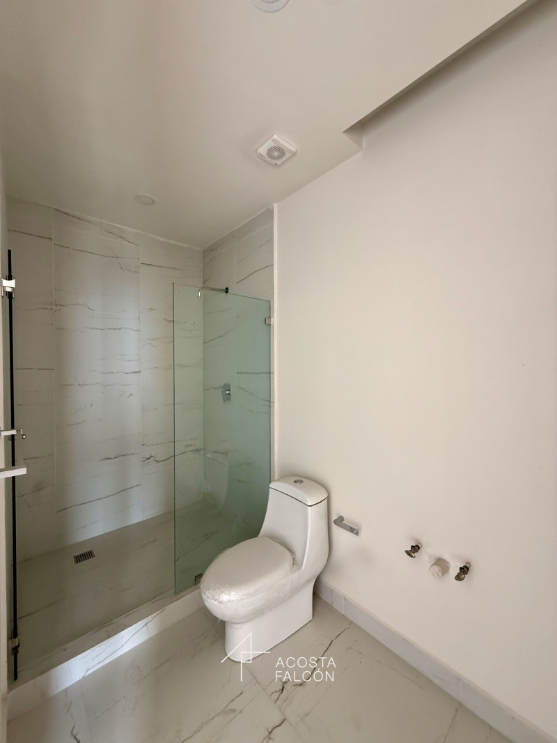 Departamento en Venta en torre Mistral. Av Santa Fe.