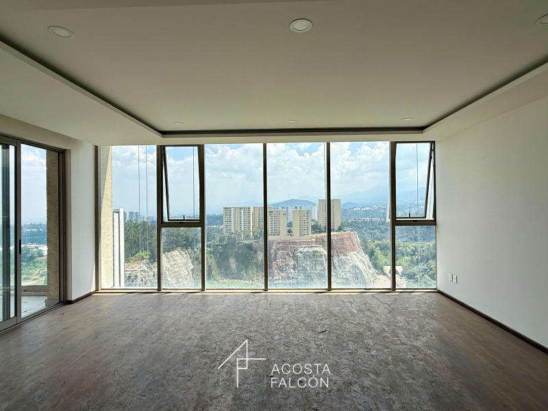 Departamento en Venta en torre Mistral. Av Santa Fe.