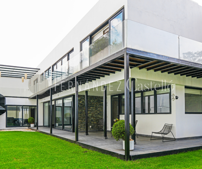 RENTA CASA LOMAS DE REFORMA