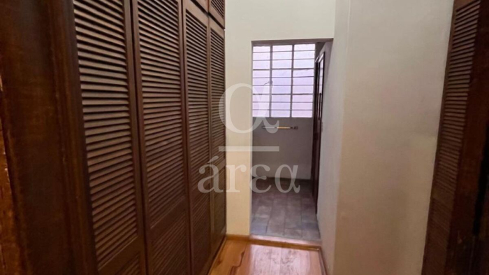 Casa Remodelada con Uso de suelo H/3/30/B en la Col. Anzures en Venta