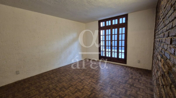 Casa Remodelada con Uso de suelo H/3/30/B en la Col. Anzures en Venta
